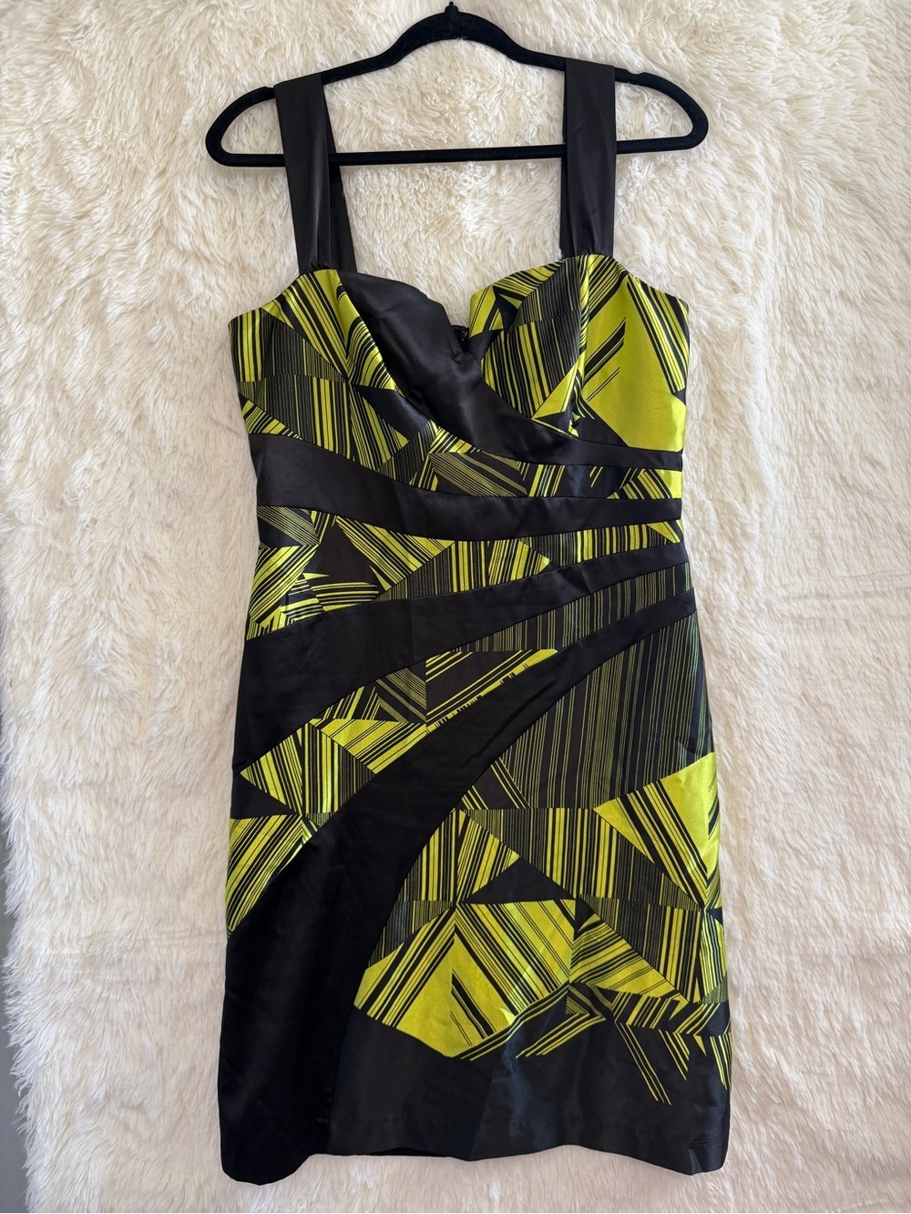 Le Chateau Womens Geometric Satin Hoco Dress L Black Yellow Sweetheart Event